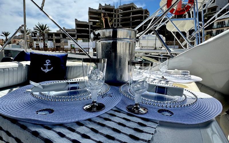 Rent a Yacht Cabo San Lucas (1)